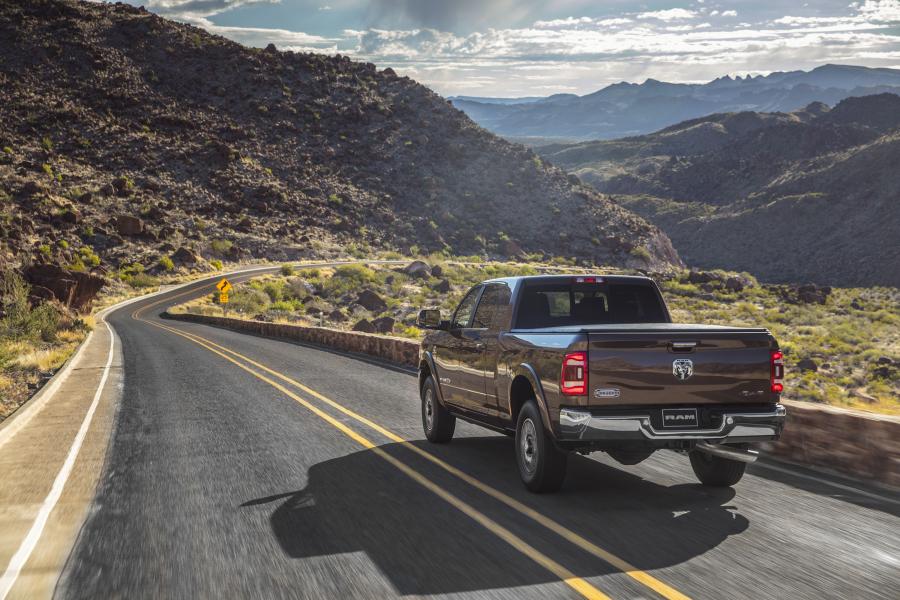 Ram 2500 Laramie Longhorn Mega Cab (DJ) 2019 года  (фото 15 из 20)